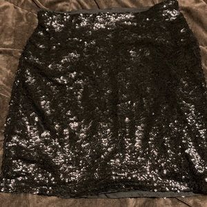 Black sequin skirt like new